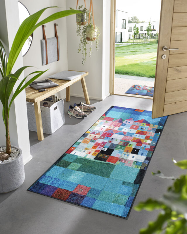 Colourful Houses 75x190cm u 50x75cm 05 4032445078470 4032445078456 MILIEU kl - STAGING merino